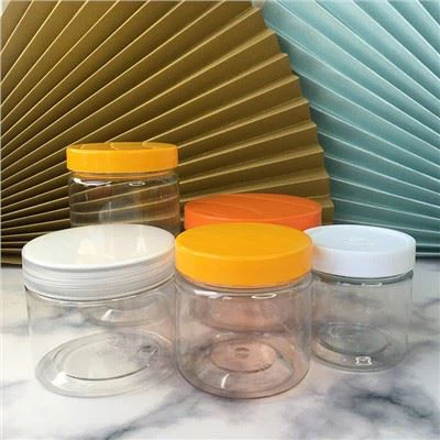 جرة بلاستيكية للاستخدام في التخزين